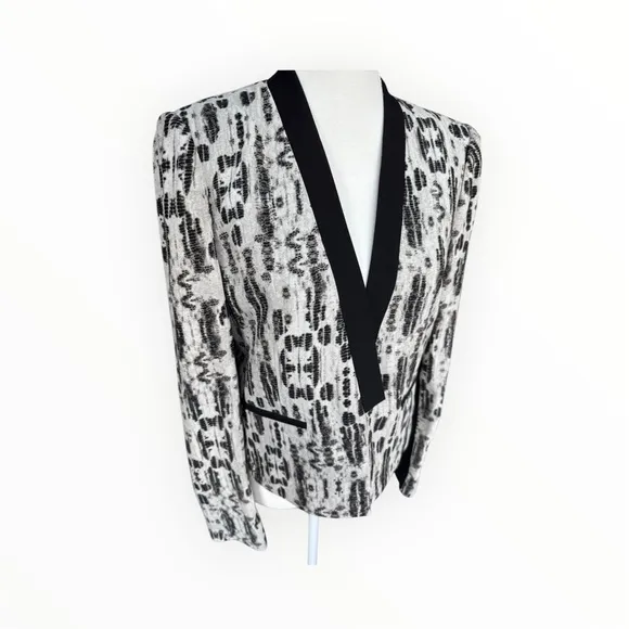 NWT** BCBGMAXAZRIA Guy Print Blazer CroppedBusiness Black/Comb Medium