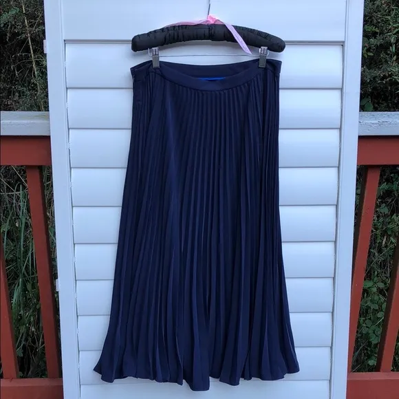 NWT Boden A-Line Midi Skirt with Pleats