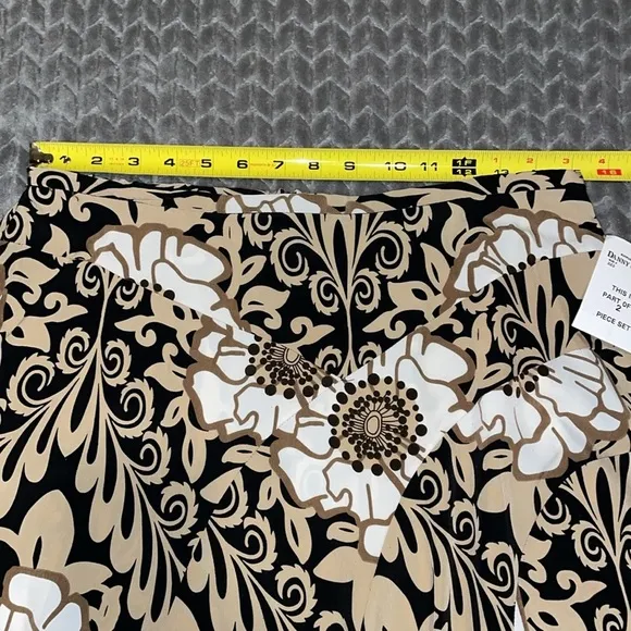 NWT Danny &amp; Nicole Blazer and Floral Skirt Set