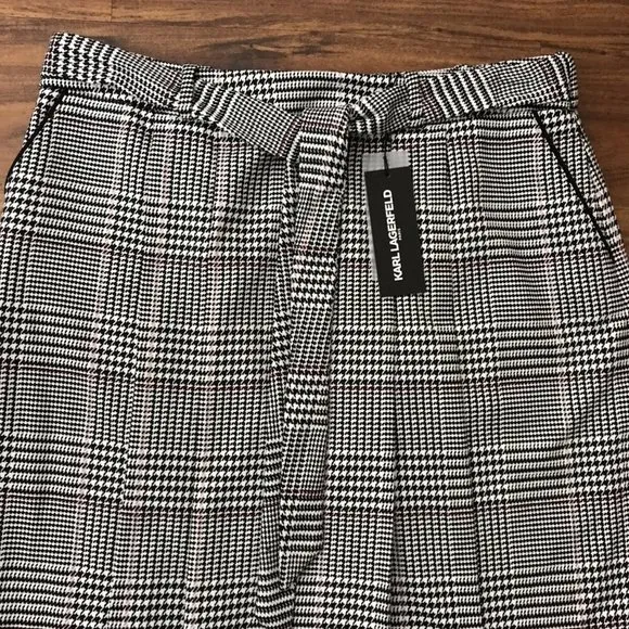 NWT Women’s Karl Lagerfeld Pleated Front Plaid Ski