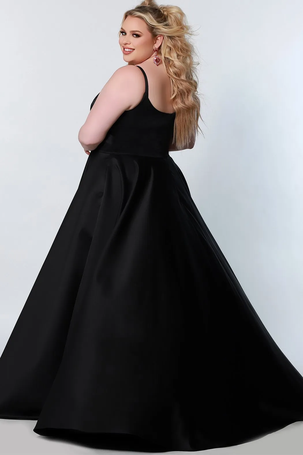 One More Dance Formal Dress  <br> CE2202