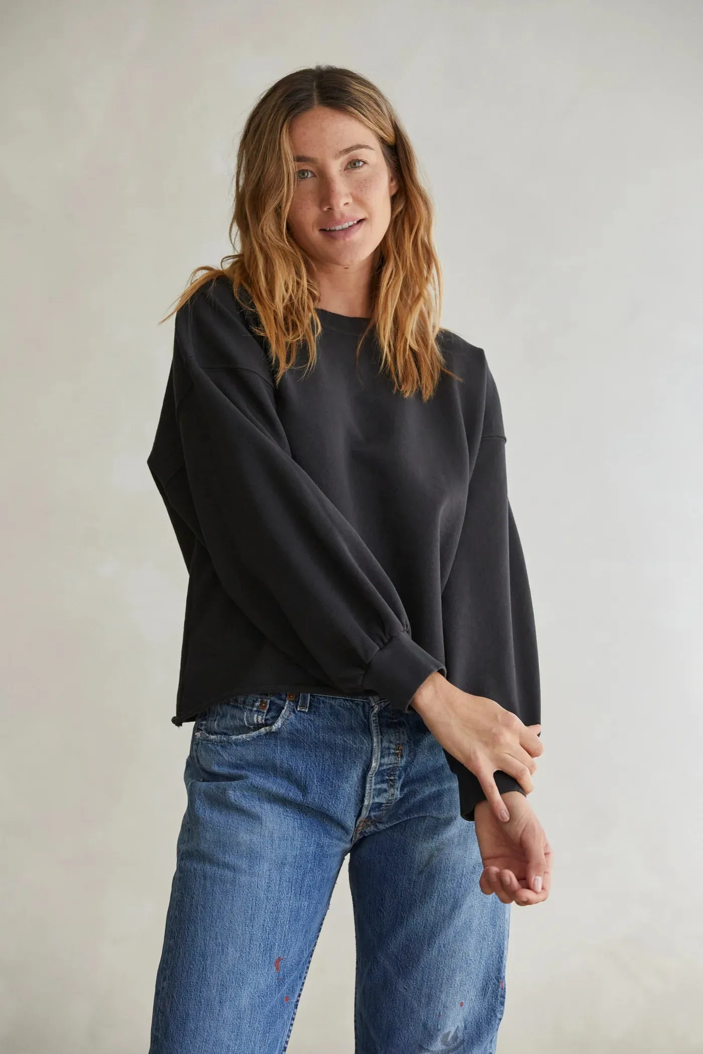 Perfect White Tee Zayne Pullover