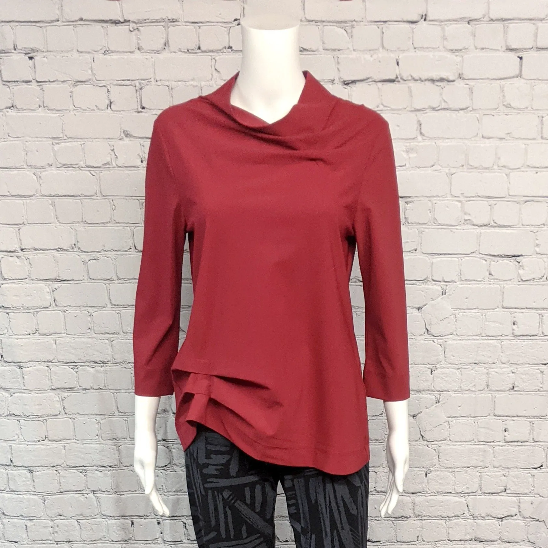 Ragtime Top in Garnet by Porto