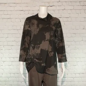 Ragtime Top in Medallion Romano by Porto