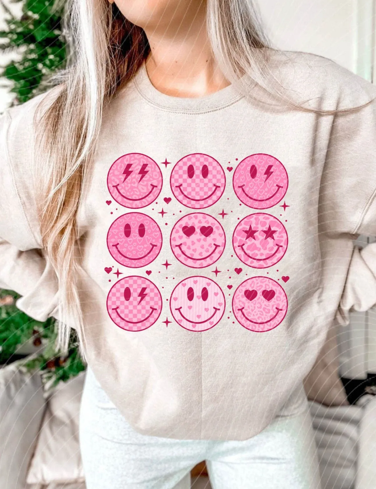 Retro Valentine Vibes Sweatshirt - Sand