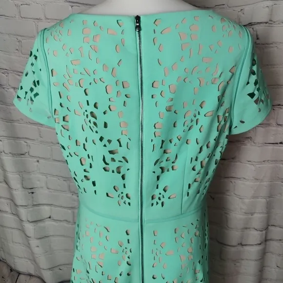 Shani Focus By Shani Laser Cut Fit &amp; Flare Dress Seafoam/Nude Size 2 (4-6)
