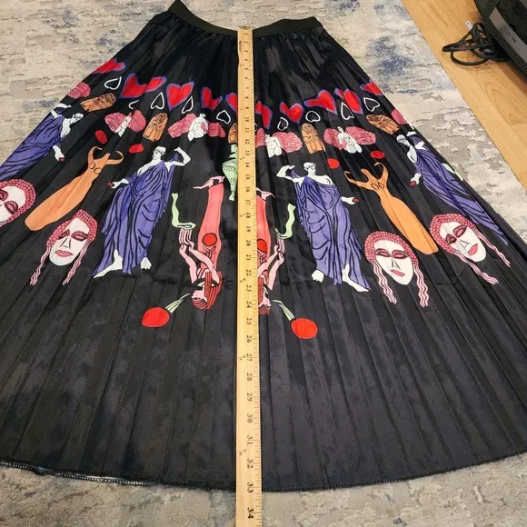 Sorrento Greek Mythology Theme Satin Pull On Pleated Maxi Skirt Size Medium