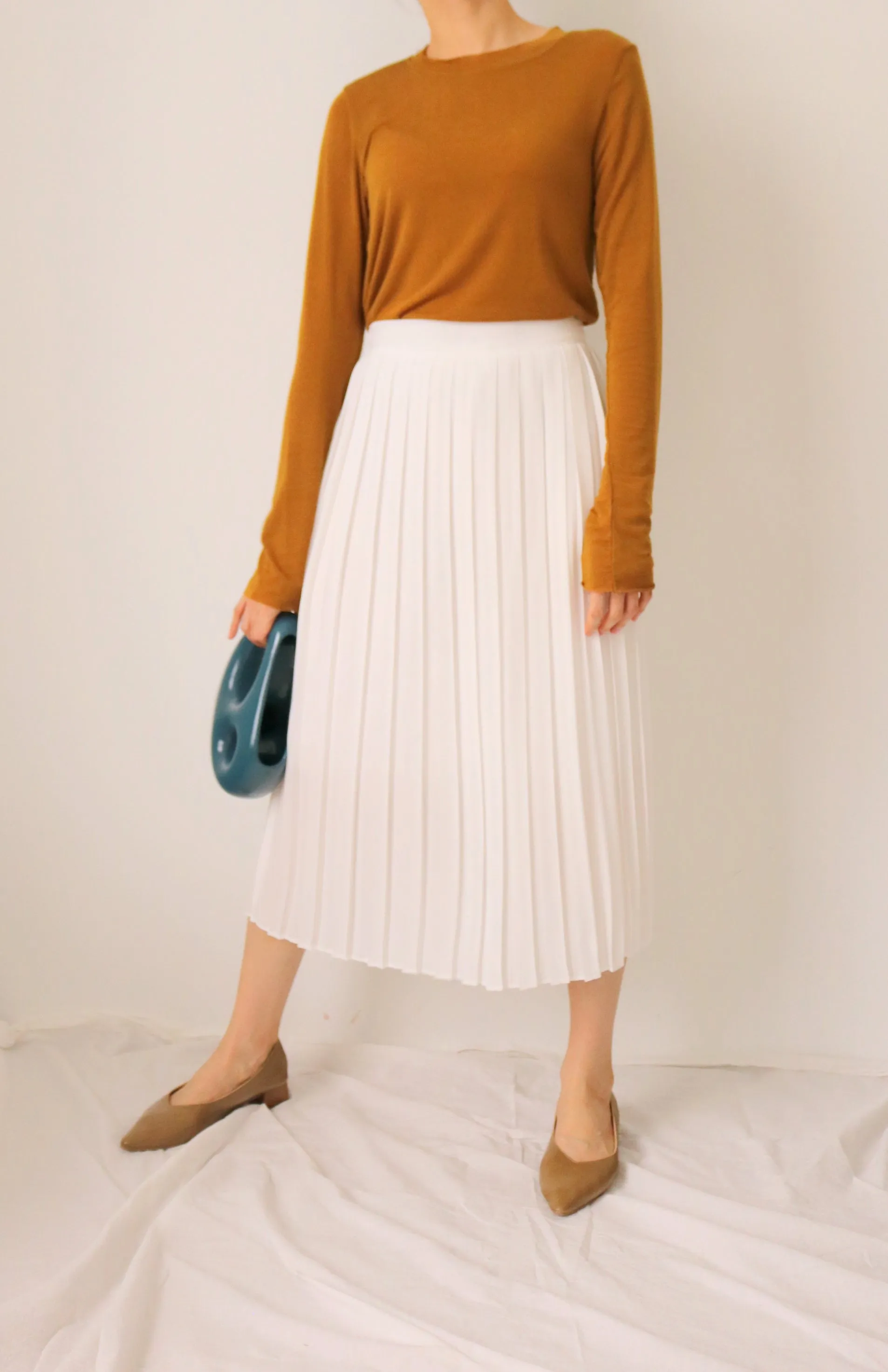 Stella Skirt -limited edition, made in Korea (Ships in 14 days)