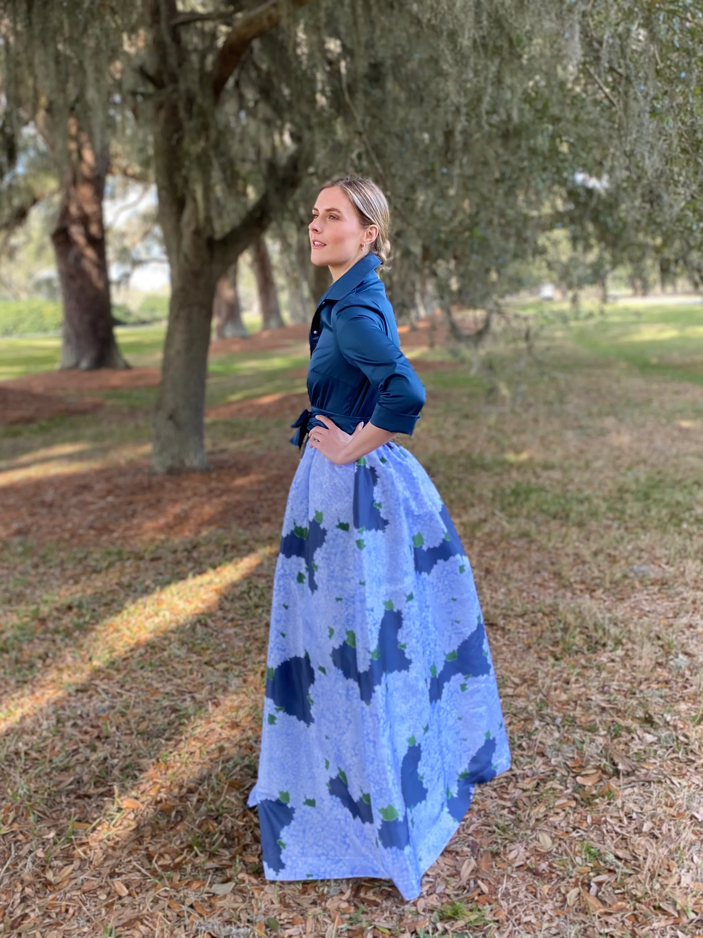 Taffeta Overskirt in Hydrangea on Navy