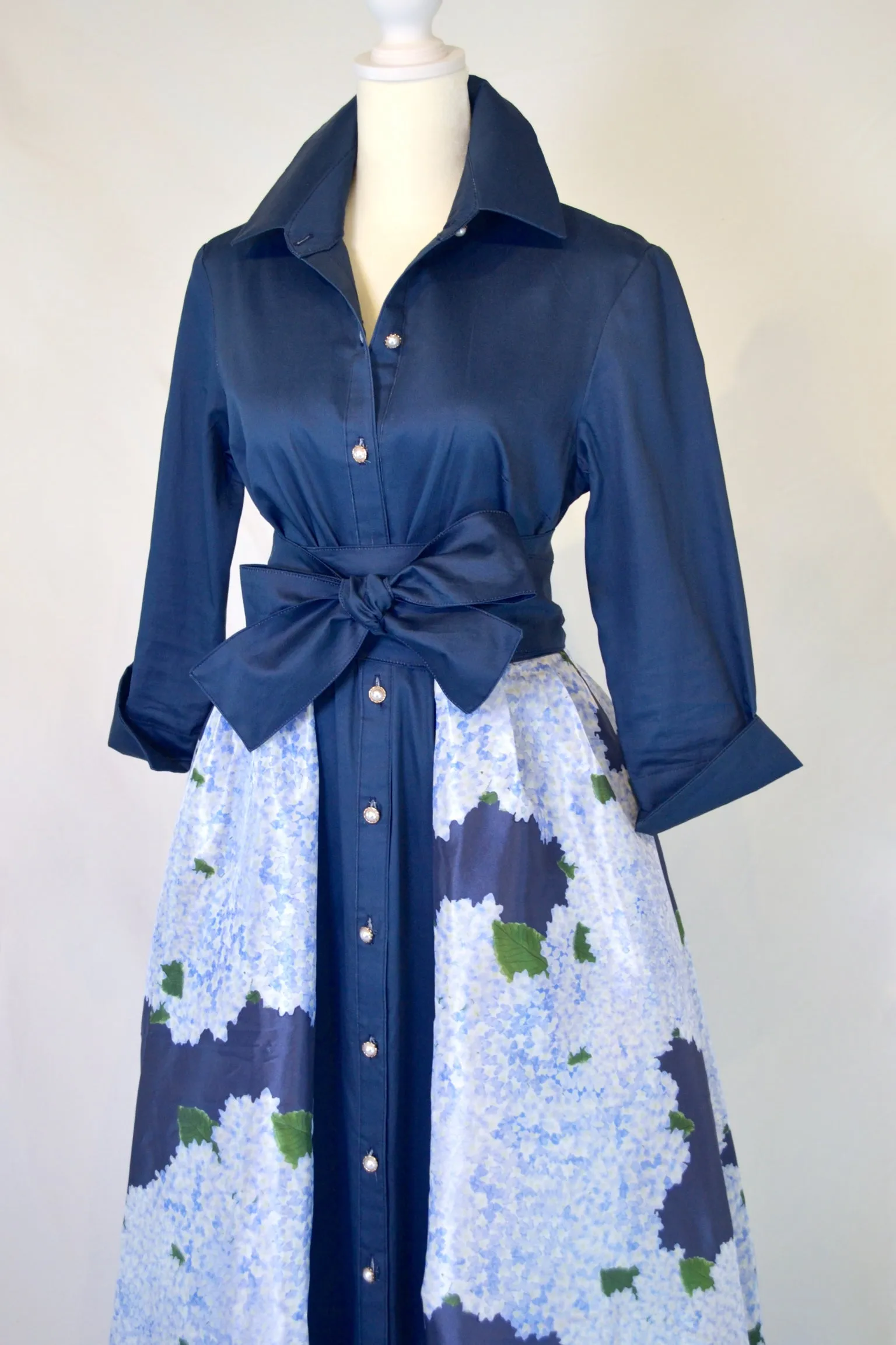 Taffeta Overskirt in Hydrangea on Navy