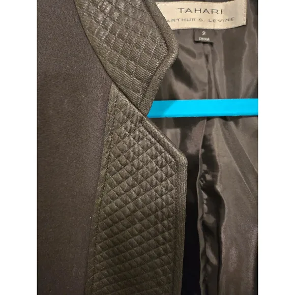 Tahari Arthur S Levine Blazer