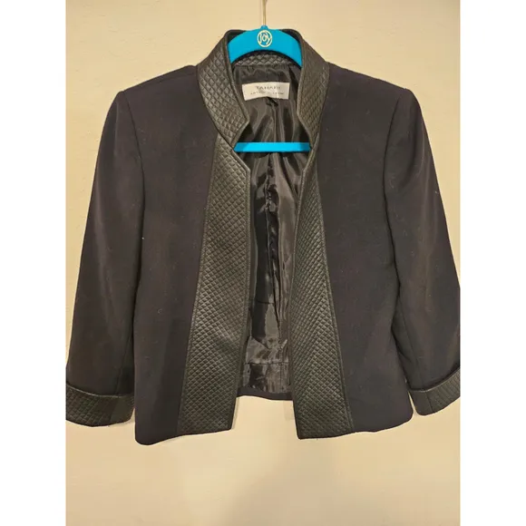 Tahari Arthur S Levine Blazer