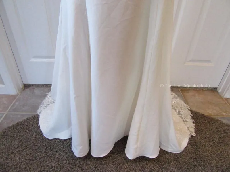 The Last Minute Bride style Daphne