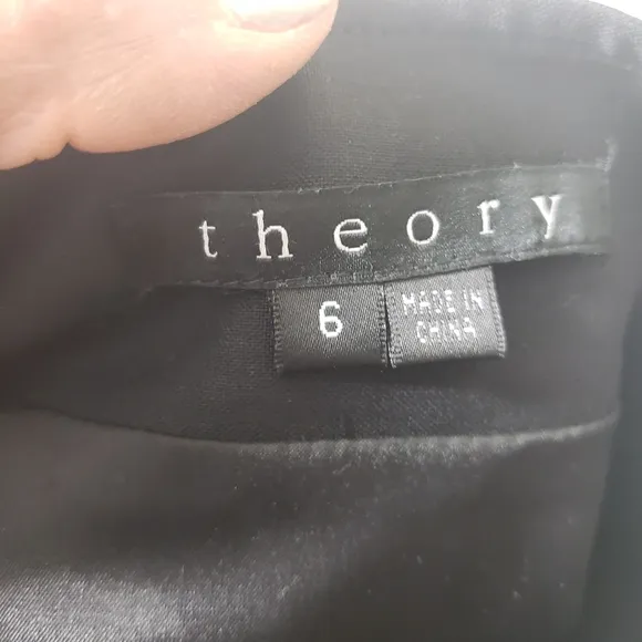 Theory Nancy C Wool Blend Cropped Blazer