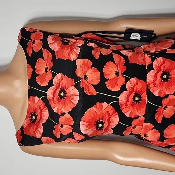 Tommy Hilfiger Fit &amp; Flare Poppy Dress Size 14  Floral Sleeveless Midi Black Red