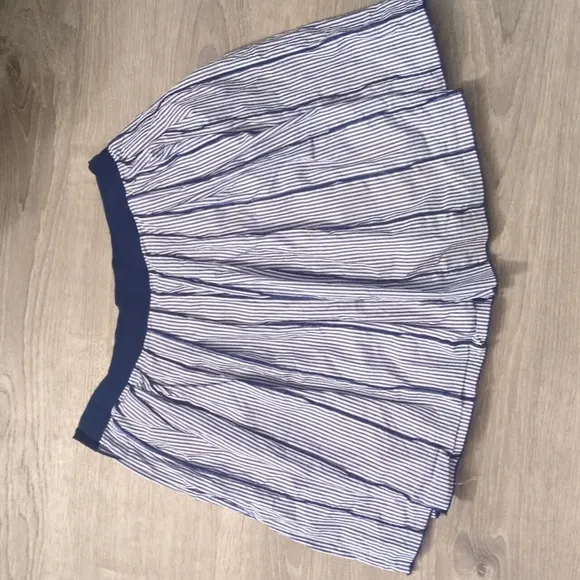 Vineyard Vines Blue White Poplon Pleated Skirt Size 6