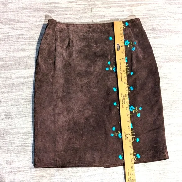 Vintage Bob Mackie Fall Brown Suede Embroidered A-Line Skirt | Size 10