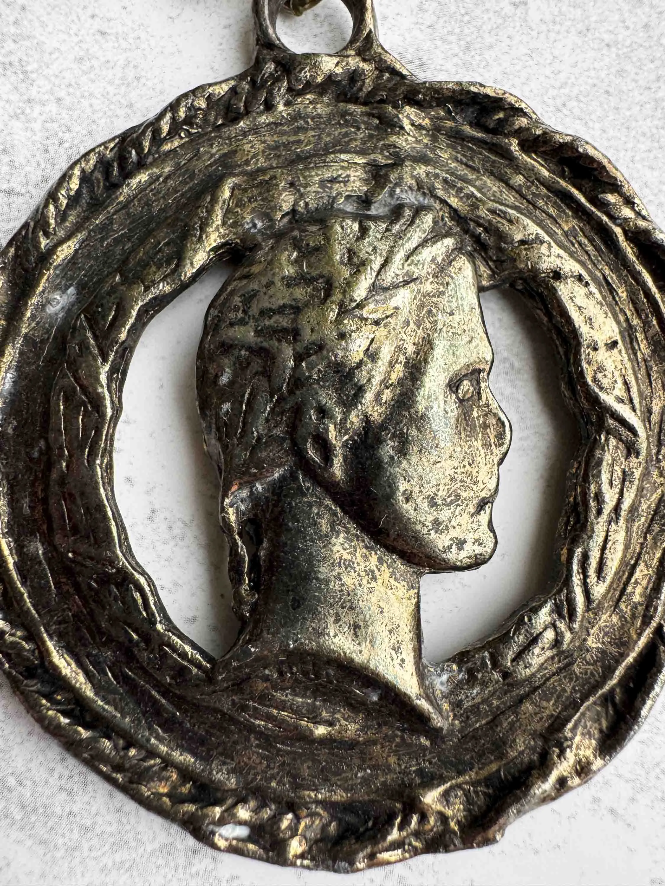 Vintage Bronze Coin Pendant Necklace – Aged Elegance