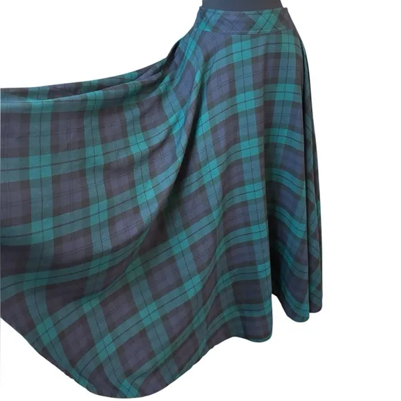 Vintage LizSport Plaid Midi A-Line Skirt