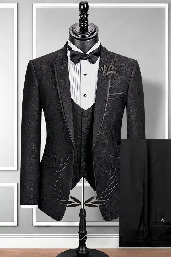 Well-cut Notch Lapel Black Groom Suit Slim Fit Jacquard Wedding Tuxedo