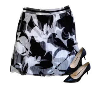 WHBM black and white A-line skirt