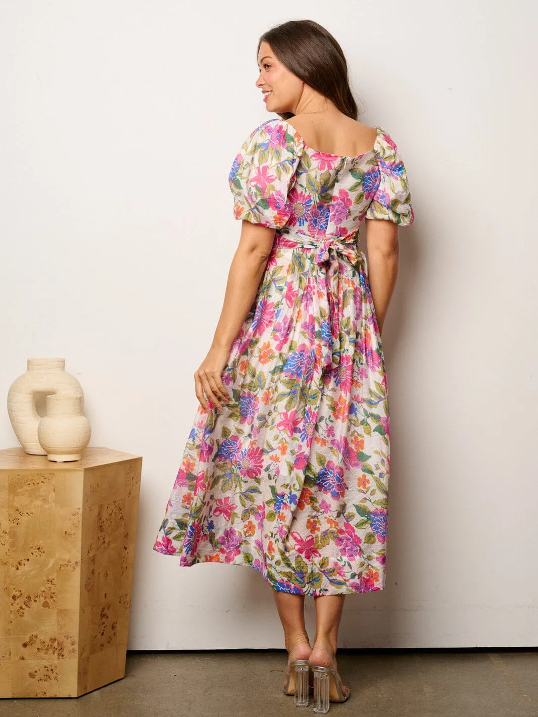 WOMEN'S SHORT PUFF SLEEVES FIT & FLARE FLORAL MIDI DRESS