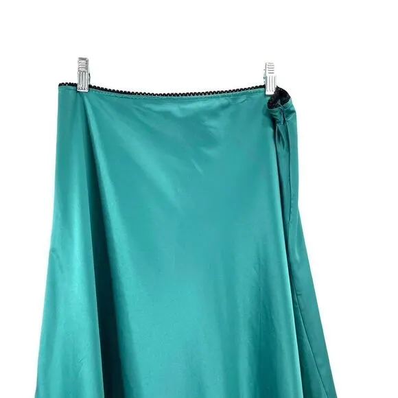 Zara Satin a line skirt with contrast trim Sz L
